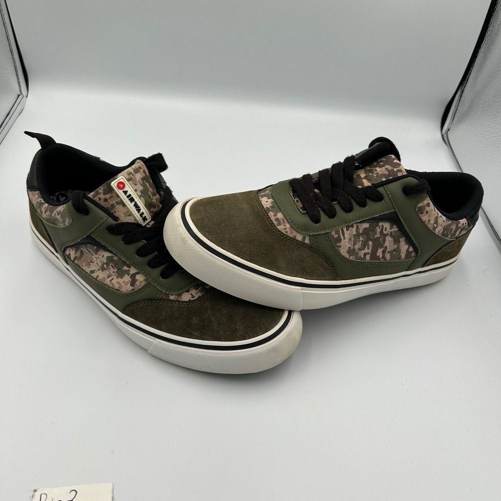 Airwalk Skate Shoes Mens 10.5 Green Camo Suede Low Top Sneakers MNAK23ES014
